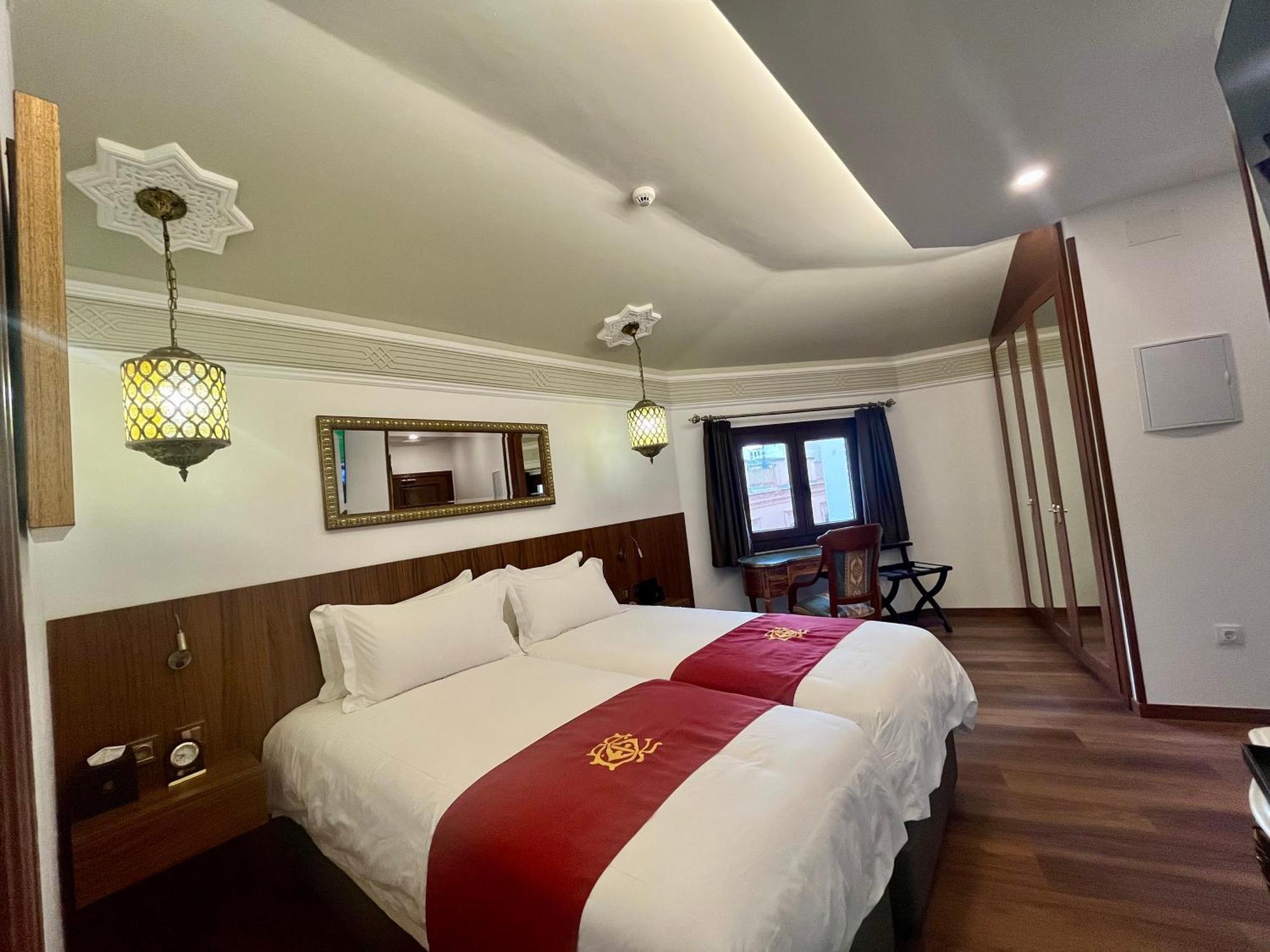 Hotel Boutique Cason De Los Lopez — Photos 2